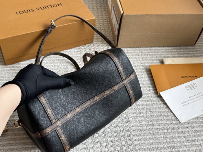 Louis Vuitton Lv Express Replica Grained Calfskin Pm Small Shoulder/Crossbody/Handbag - Image 6
