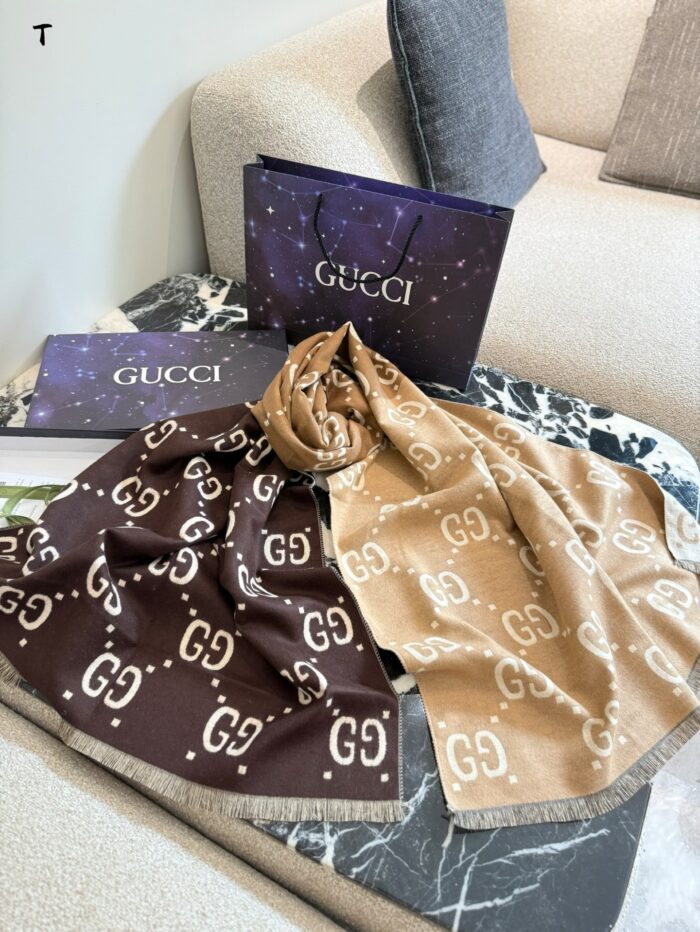 Gucci Gg Jacquard Reversible Wool Scarf Retro-Chic, Warm, Versatile For Wrapping Or Draping - Image 4