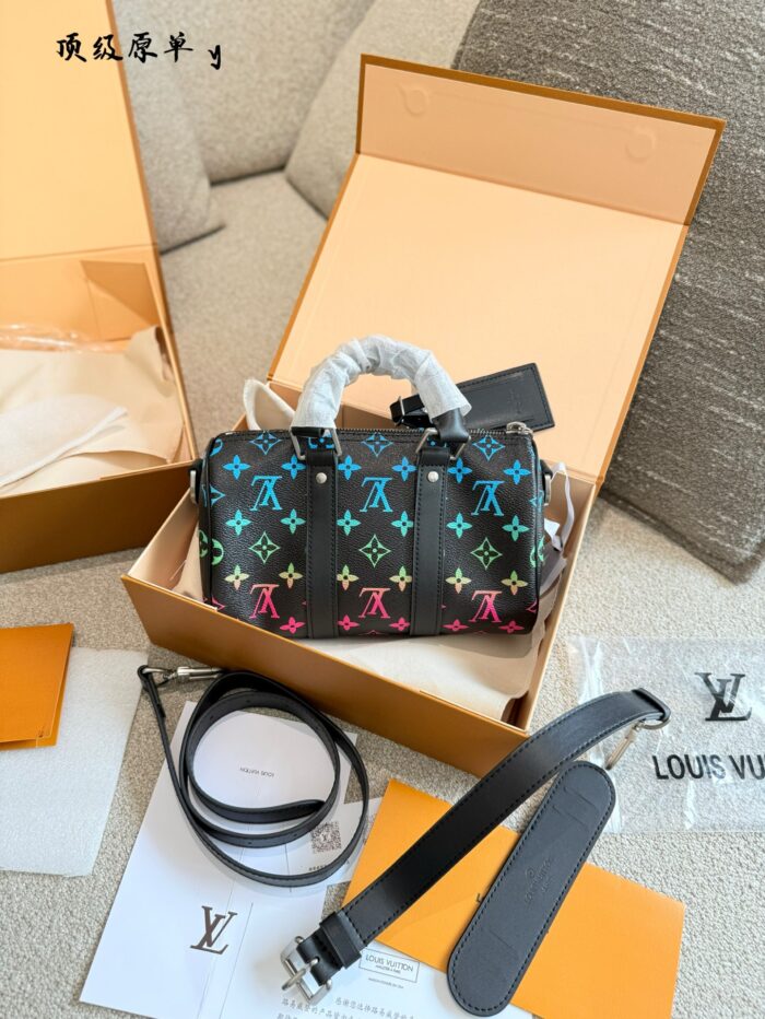 Louis Vuitton Keepall 25 Gradient Rainbow Monogram Bag Built-In Nfc Multiple Carrying Options Water-Resistant & Dirt-Resistant - Image 4