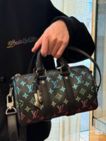 Louis Vuitton Keepall 25 Gradient Rainbow Monogram Bag Built-In Nfc Multiple Carrying Options Water-Resistant & Dirt-Resistant - Image 9