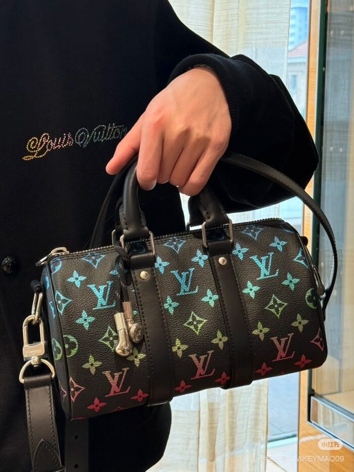 Louis Vuitton Keepall 25 Gradient Rainbow Monogram Bag Built-In Nfc Multiple Carrying Options Water-Resistant & Dirt-Resistant - Image 9