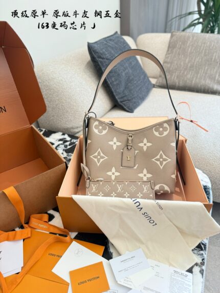 Louis Vuitton Carryall Small Classic Monogram Calfskin Shoulder Bag