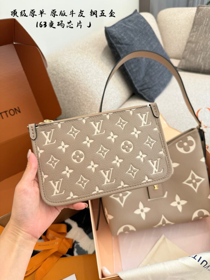 Louis Vuitton Carryall Small Classic Monogram Calfskin Shoulder Bag - Image 4