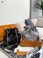 Louis Vuitton Off Duty Soft Lambskin Ultra-Lightweight Relaxed Silhouette Multi-Wear Silver Chain Bag