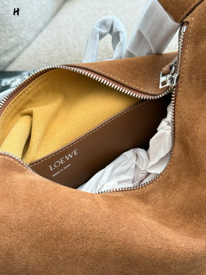 Loewe Loop Suede Bag Adjustable Shoulder Strap Dual-Carry Style Retro Aesthetic Generous Capacity - Image 8