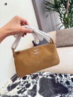 Chanel Genuine Suede Mahjong Bag With Star Logo Bento Bag - Image 9