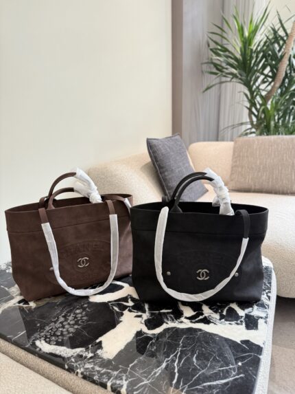 Chanel Satin Leather Shopping Bag (Double C Logo)