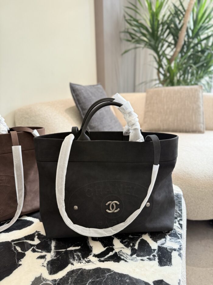 Chanel Satin Leather Shopping Bag (Double C Logo) - Image 2