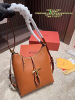 Tod'S Backpack Classic T-Shaped Buckle Spacious Yet Supple And Structured Versatile And Timeless - Image 3