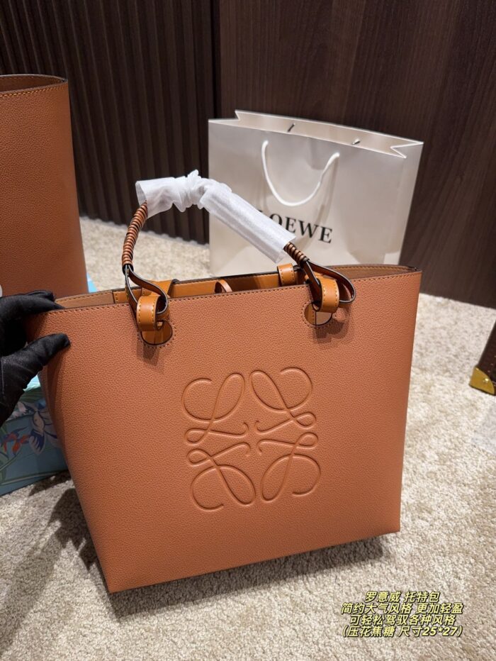 Loewe Tote Bag Minimalist And Sophisticated Lightweight Versatile Styling - Image 14
