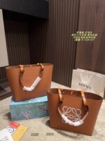 Loewe Tote Bag Minimalist And Sophisticated Lightweight Versatile Styling - Image 15