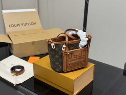 Louis Vuitton Neverfull Bb New Classic Textured Tote Bag