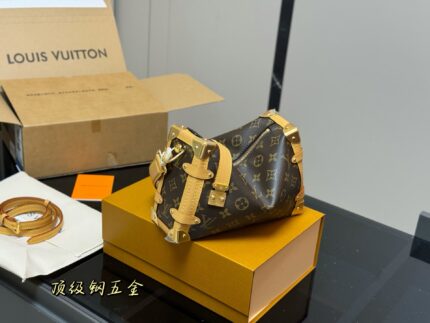 Louis Vuitton Transcendent New Soft Case Bag - Stylish And Versatile