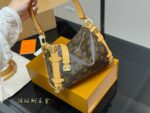 Louis Vuitton Transcendent New Soft Case Bag - Stylish And Versatile - Image 2