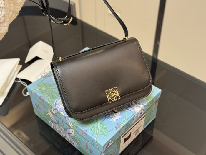 Loewe Gate Bag - New Calfskin Shoulder Strap Crossbody Bag - Image 2