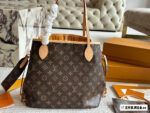 Louis Vuitton Neverfull Medium Monogram Tote With Convertible Design, Includes Wide Shoulder Strap For Crossbody Wear – Spacious And Practical Shopping Tote - Image 5