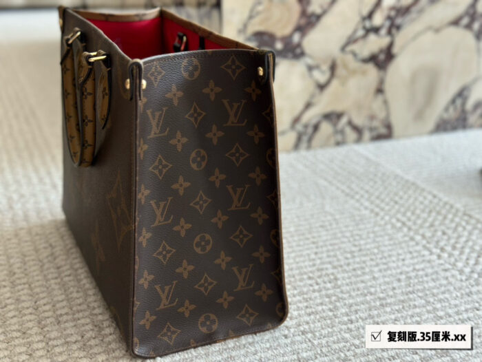 Louis Vuitton On The Go Large Logo Matching Pattern Shopping Tote - Image 6