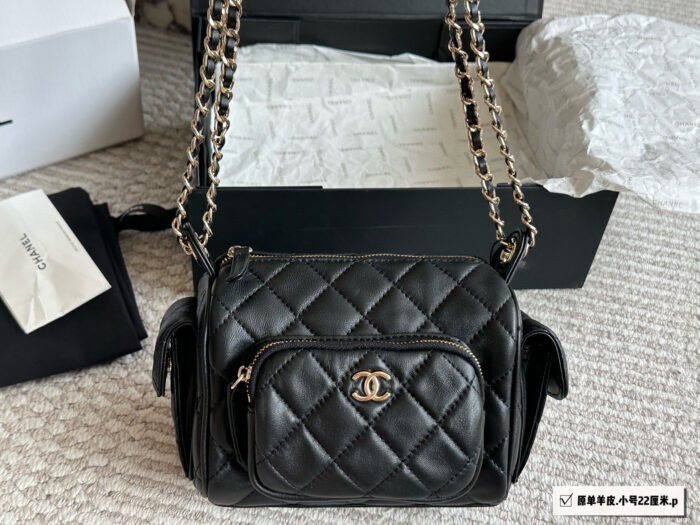 Chanel Lambskin Camera Bag Multi-Pocket Design Retro Chic - Image 6