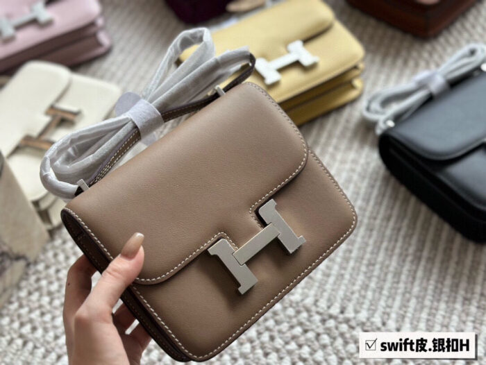 Hermès Kang Kang Bag (Stewardess Bag) Swift Calf Leather With Silver Buckle Authentic Hand-Stitched Complete Original Logo - Image 3