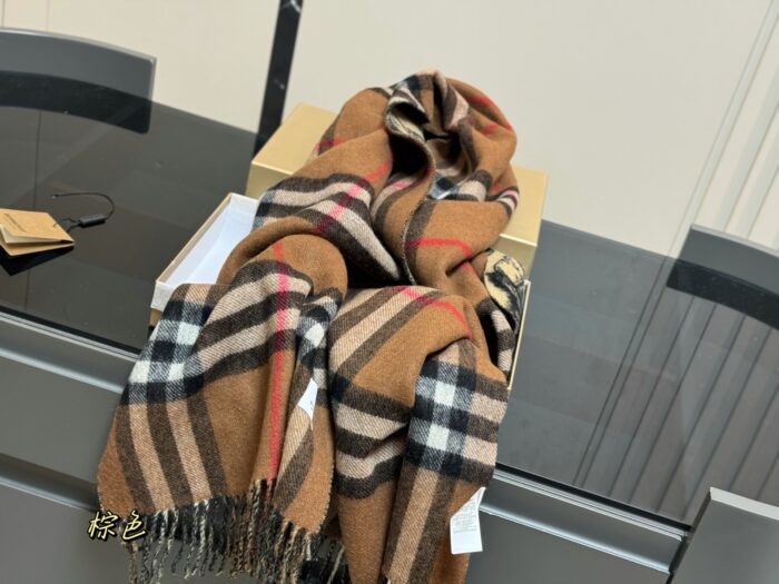 Burberry Double-Sided Cashmere Scarf Knight Emblem & Check Pattern Reversible Ideal For Personal Use Or As A Gift - Image 9
