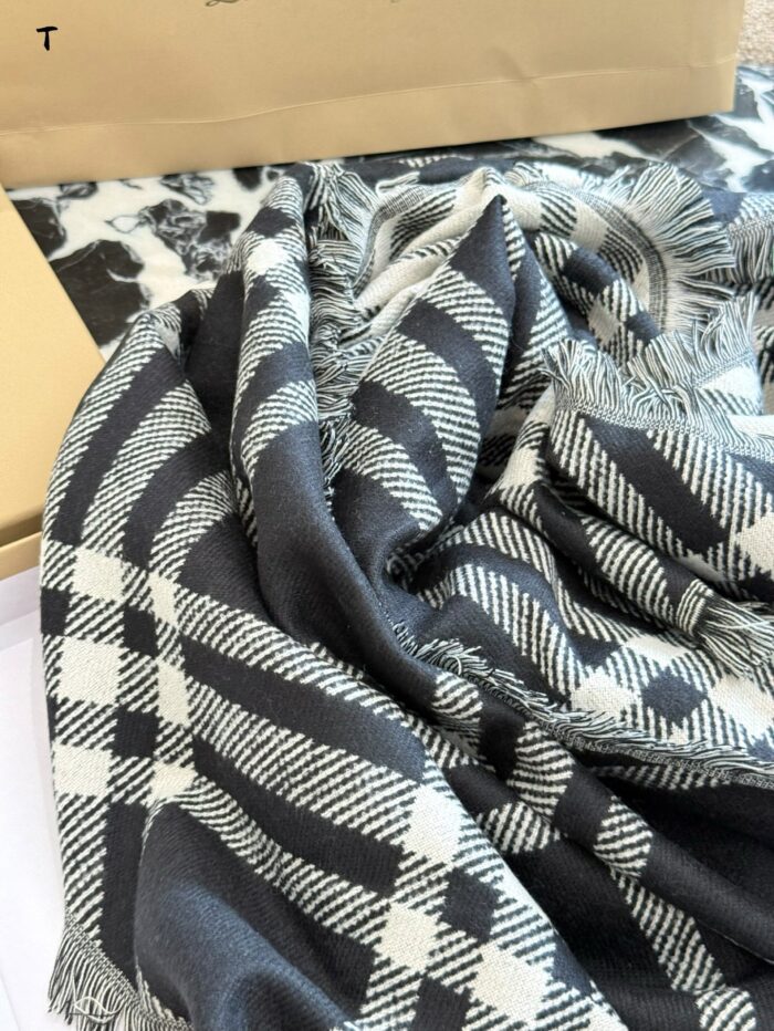 Burberry Check Fringe Scarf Soft Against The Skin, Non-Irritating - Image 9