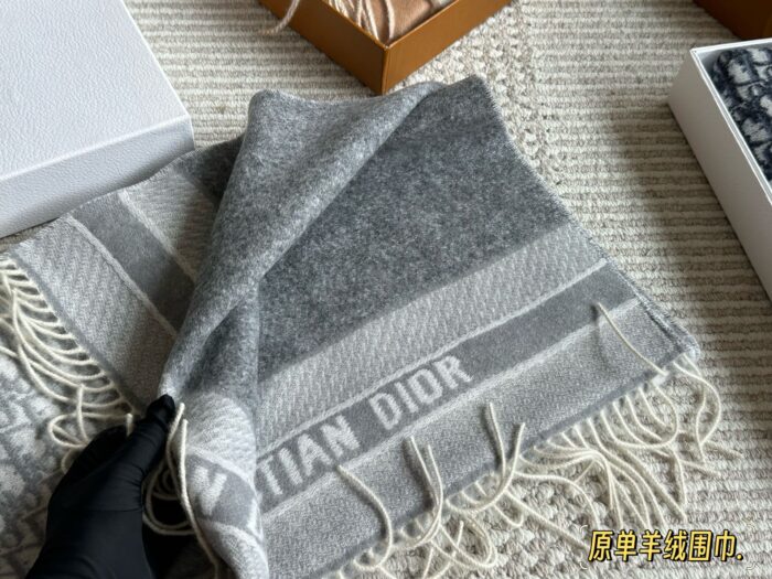 Dior New Cashmere Scarf 100% Cashmere Warm And Comfortable - Image 5