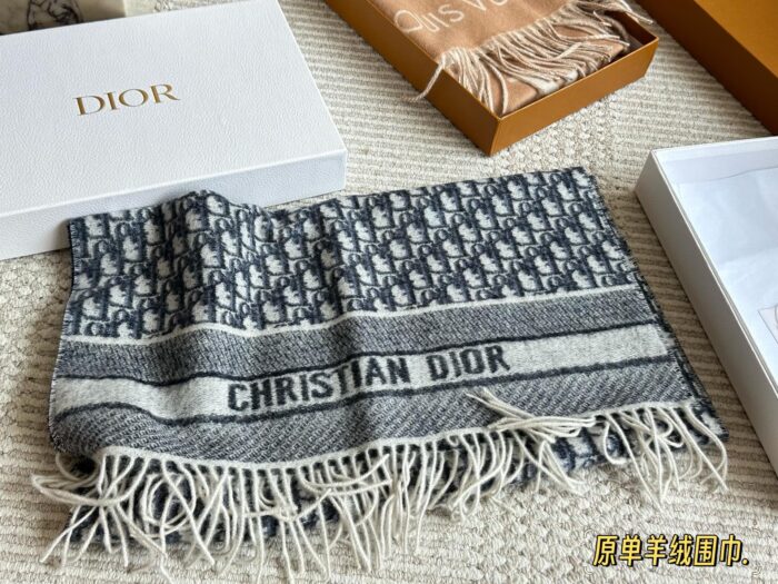 Dior New Cashmere Scarf 100% Cashmere Warm Classic Pattern - Image 1
