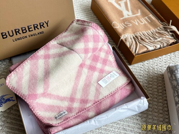Burberry Cashmere Scarf Delicate Colour Palette Soft And Comfortable Comes With A Box - Image 4