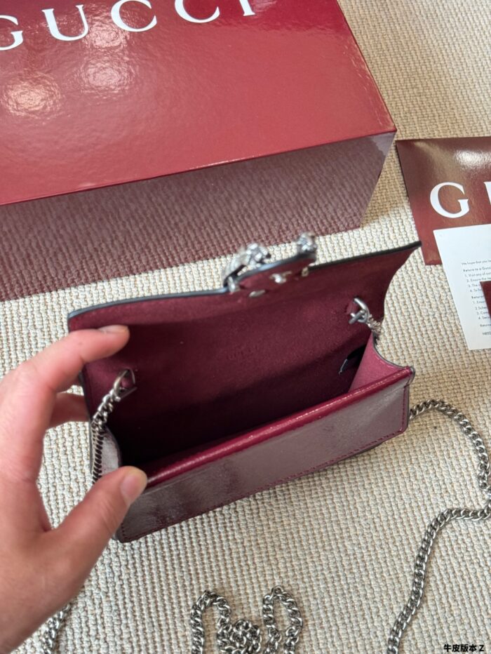 Gucci Supermini Dionysus Patent Calfskin Double Tiger Head Silver Buckle Suede Lining Fits Plus-Sized Phones - Image 9