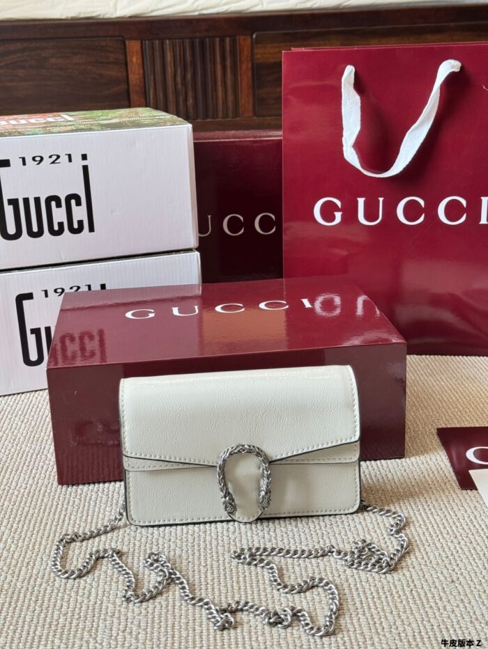 Gucci Supermini Dionysus Patent Calfskin Double Tiger Head Silver Buckle Suede Lining Fits Plus-Sized Phones - Image 12