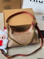 Coach Juliet Hobo Shoulder Bag Black Oil-Waxed Leather Full Zip Closure Retro Sweet-Edgy Aesthetic With Charm - Image 6