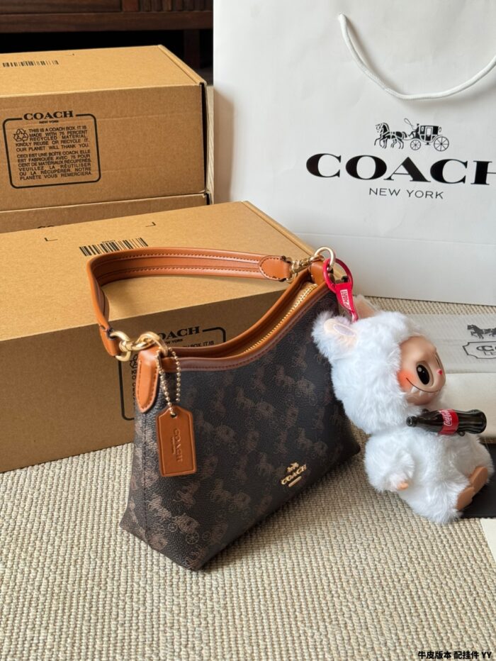 Coach Laurel 19 Mini Wander Bag - New Everyday Crossbody Style - Image 8