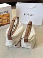 Loewe Ss24 Cubi Bento Bag Embroidered Design Adjustable Shoulder Strap Effortlessly Chic Underarm Bag - Image 2