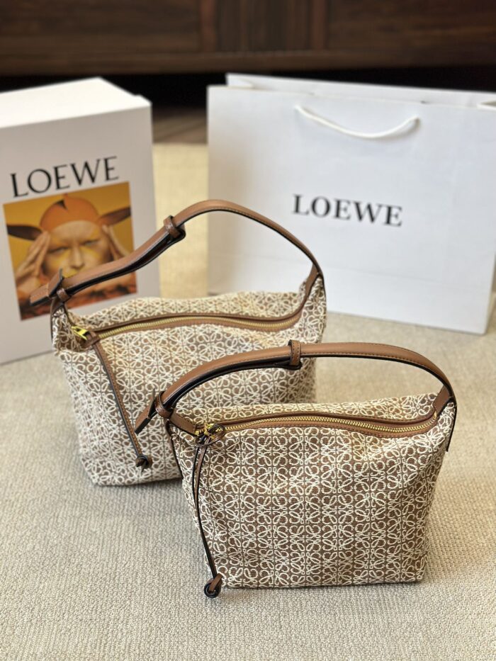 Loewe Ss24 Cubi Bento Bag Embroidered Design Adjustable Shoulder Strap Effortlessly Chic Underarm Bag - Image 13