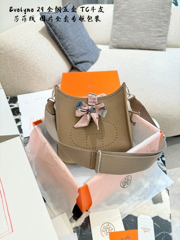 Hermès Evelyne 29 Large Capacity Casual Versatile Full Steel Hardware Tc Calfskin Bag - Image 6