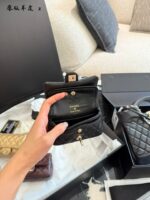 Chanel 25A Maison D'Art Ultra-Mini Pearl Heart Cf Pendant Bag - Image 9