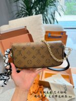 Louis Vuitton Wallet On Chain Ivy Handbag Upgraded Version With Full Steel Hardware Reversed-Colour Flap Black Shoulder Strap - Image 8
