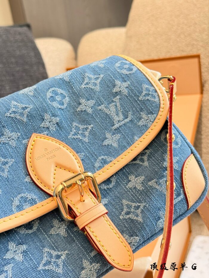 Louis Vuitton June New Arrival Denim Monogram French Bag - Image 6