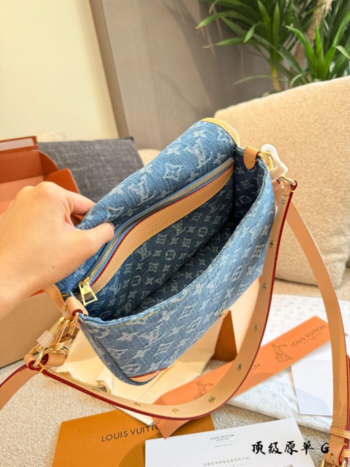 Louis Vuitton June New Arrival Denim Monogram French Bag - Image 7
