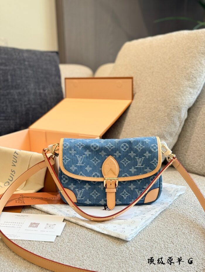 Louis Vuitton June New Arrival Denim Monogram French Bag - Image 9