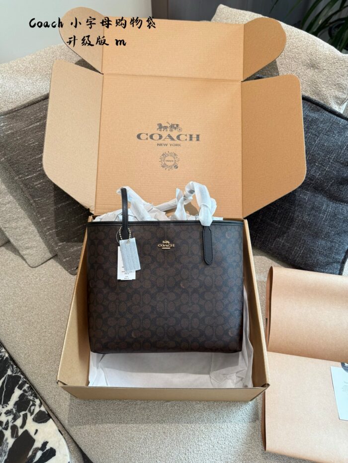 Coach City Tote Monogram Tote Bag New Monogram Magnetic Closure Design - Image 1