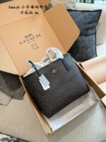 Coach City Tote Monogram Tote Bag New Monogram Magnetic Closure Design - Image 2