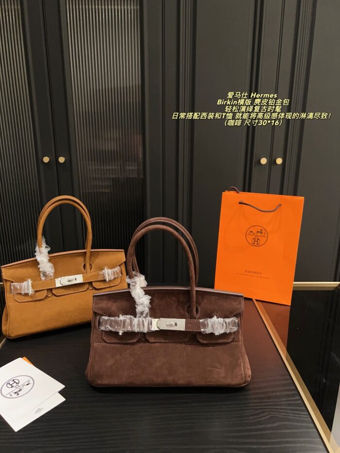 Hermès Birkin Horizontal Suede Platinum Bag Retro Chic Structured Simplicity - Image 1