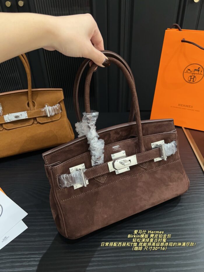 Hermès Birkin Horizontal Suede Platinum Bag Retro Chic Structured Simplicity - Image 3
