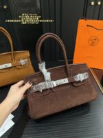 Hermès Birkin Horizontal Suede Platinum Bag Retro Chic Structured Simplicity - Image 8