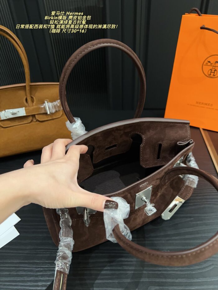 Hermès Birkin Horizontal Suede Platinum Bag Retro Chic Structured Simplicity - Image 9
