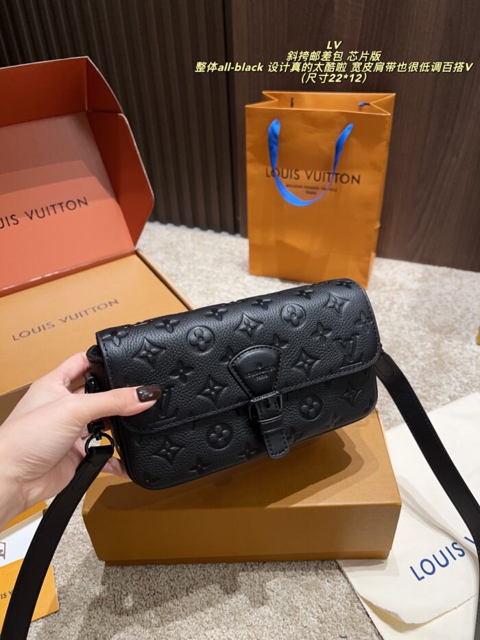 Louis Vuitton Montsouri Embossed Crossbody Messenger Bag Chip Edition All-Black Design Wide Shoulder Strap For Versatility Dual Compartments For Practicality - Image 3