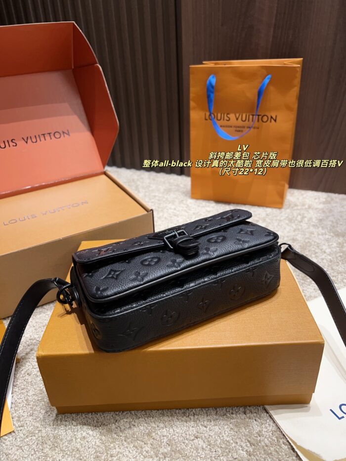 Louis Vuitton Montsouri Embossed Crossbody Messenger Bag Chip Edition All-Black Design Wide Shoulder Strap For Versatility Dual Compartments For Practicality - Image 4