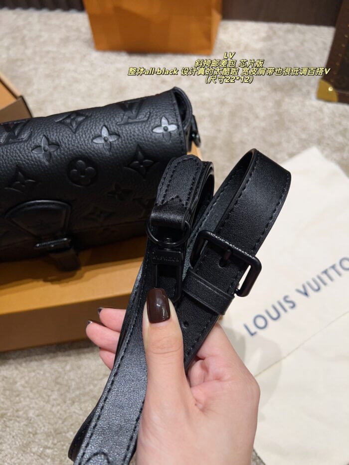 Louis Vuitton Montsouri Embossed Crossbody Messenger Bag Chip Edition All-Black Design Wide Shoulder Strap For Versatility Dual Compartments For Practicality - Image 7