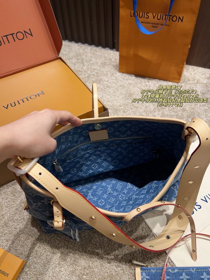 Louis Vuitton Lv24 Limited Edition Denim Carryall Shoulder Bag Dynamic Chip Vegetable-Tanned Leather Rivets Colour-Changing Leather Lightweight And Highly Versatile - Image 9
